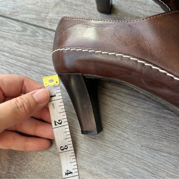 Virus Moda Brown Leather Western Ankle Boots - Picture 13 of 13